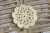 mała-serwetka-na-szydełku-do-scrapbookingu-6cm-beż-jasny.jpg
