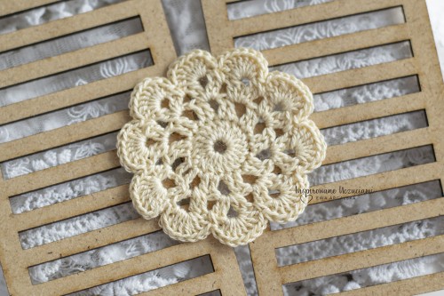 mała-serwetka-na-szydełku-do-scrapbookingu-6cm-beż-ciemny.jpg