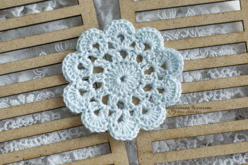 mała-serwetka-na-szydełku-do-scrapbookingu-6cm-jasny-turkus.jpg