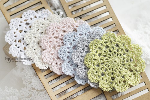 serwetka-szydełkowa-do-scrapbookingu-średnia-8cm-1.jpg